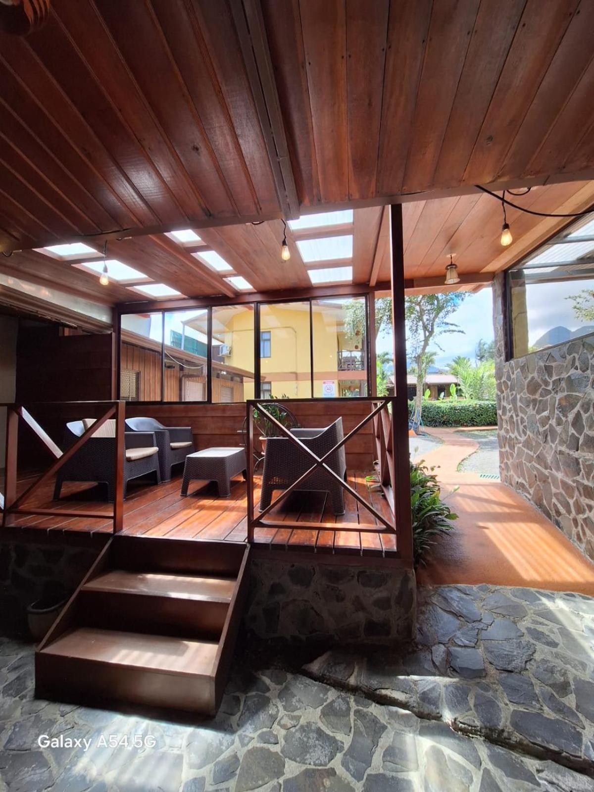 Hotel Iris Arenal La Fortuna Luaran gambar