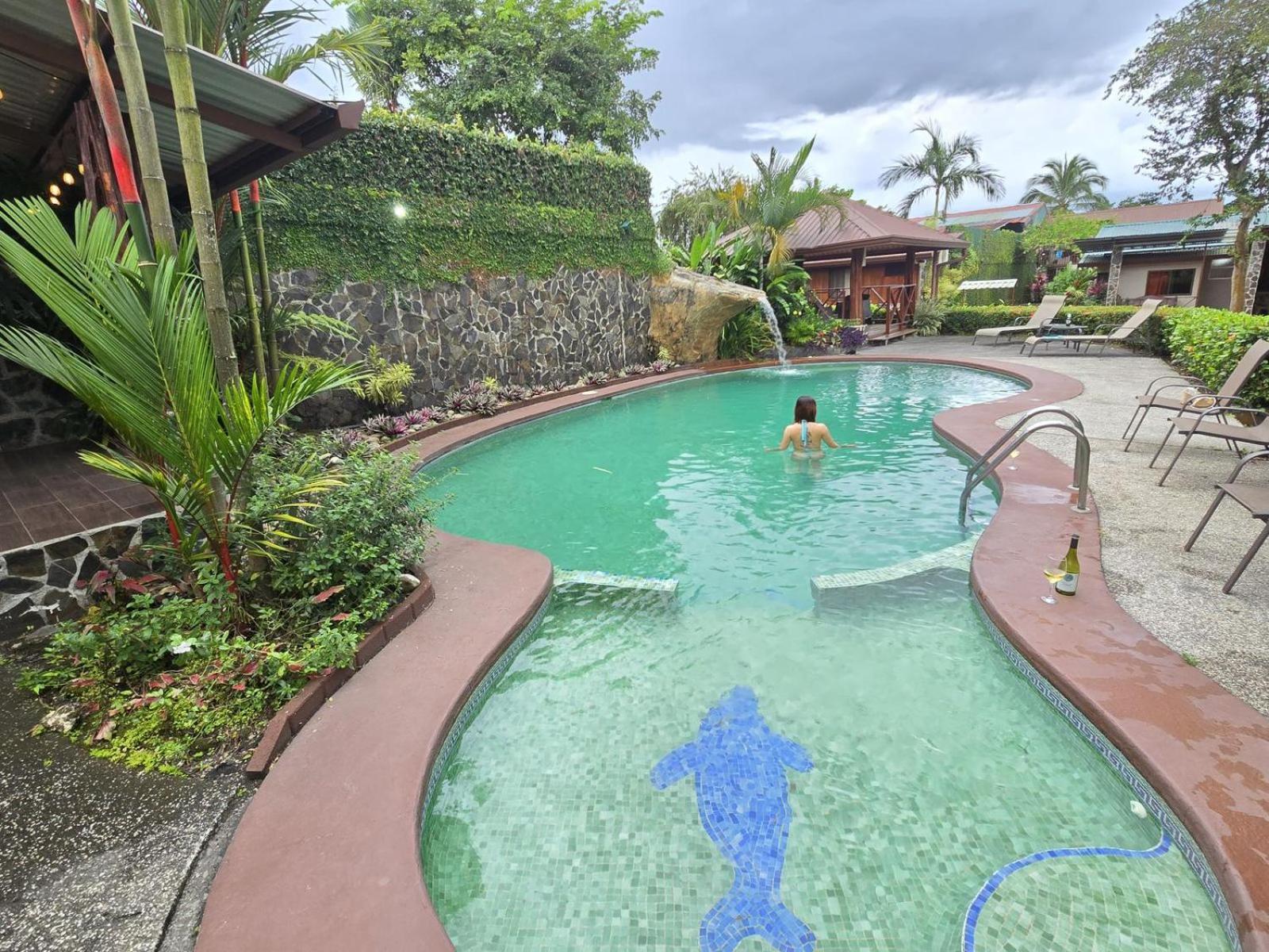 Hotel Iris Arenal La Fortuna Luaran gambar